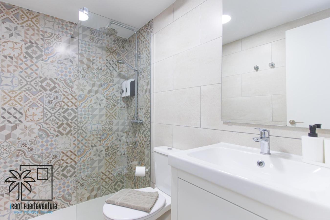 Apartment Seascape Pool View & Wifi By Irent Fuerteventura *